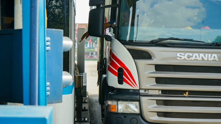 Aidilfitri: Larangan Kenderaan Berat di Jalan Raya Pada 19-20 Mac, 28-29 Mac